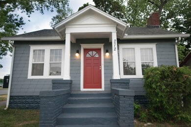 1b Front Porch