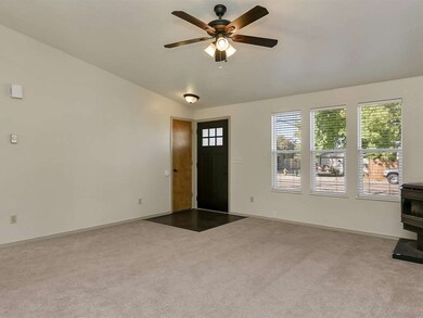 1115 E Sheridan Ave, Nampa, ID 83686 - photo 4