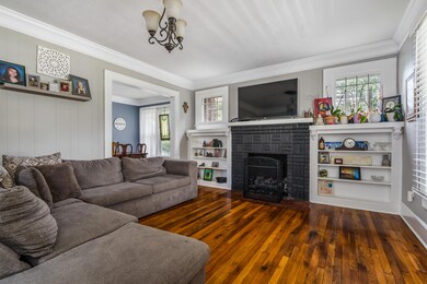 505 Twin Oaks Dr, Johnson City, TN 37601 - photo 2