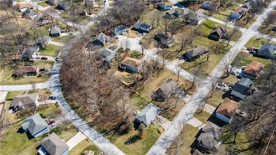 0 58th Terrace unit HMS2591095, Parkville, MO 64152 - photo 4