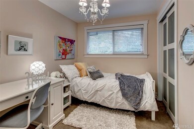 7219 SE 32nd St, Mercer Island, WA 98040 - photo 5