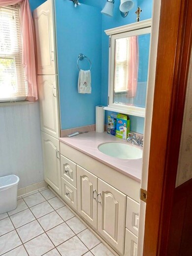 45 Wadsworth St, Danvers, MA 01923 - photo 7