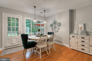 6517 Lakeview Dr, Falls Church, VA 22041 - photo 5