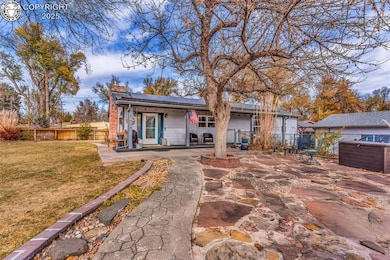 1512 Chestnut St, Canon City, CO 81212 - photo 2