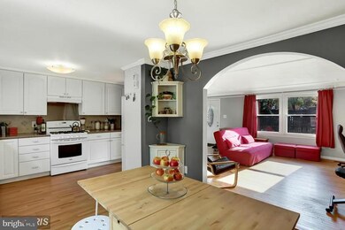 5912 Peregrine Dr, Burke, VA 22015 - photo 3