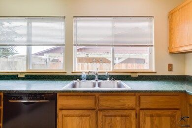 2032-Ernest-Way-Arcata-CA-7