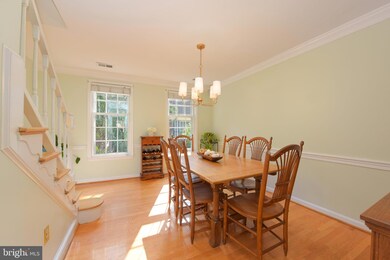 1214 W Abingdon Dr, Alexandria, VA 22314 - photo 5