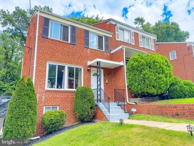 3618 Dunlap St, Temple Hills, MD 20748 - photo 2