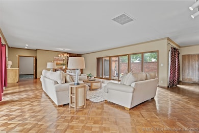 141 G St SW, Ardmore, OK 73401 - photo 5