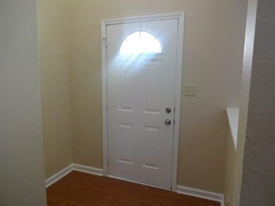 607 West St, Whiteland, IN 46184 - photo 2