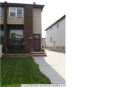 270 Elverton Ave, Staten Island, NY 10308 - photo 2