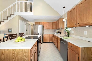 211 SW Seagull Ct, Lees Summit, MO 64082 - photo 6