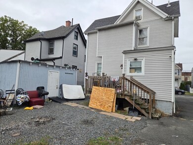 626 E 6th St, Plainfield, NJ 07060 - photo 4