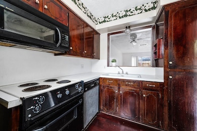 1609 Mapleton Dr unit 5, Houston, TX 77043 - photo 7