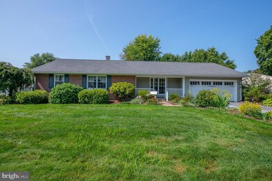 430 Chesterfield Dr, Downingtown, PA 19335 - photo 3