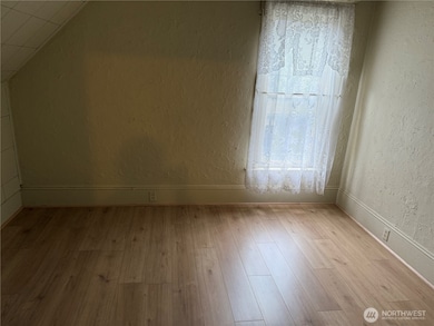 1008 E Denny Way, Seattle, WA 98122 - photo 3