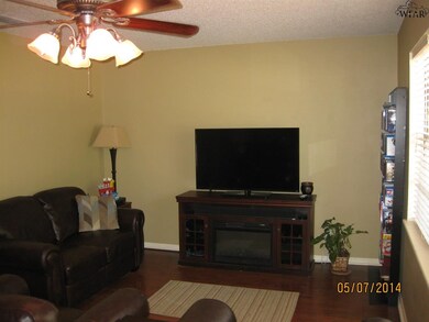1405 Hunt St, Wichita Falls, TX 76302 - photo 3