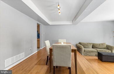 33 Bernadotte Ct, Parkville, MD 21234 - photo 5