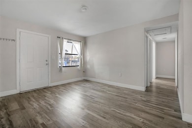 147 Melanie Ln, Brandon, FL 33510 - photo 3