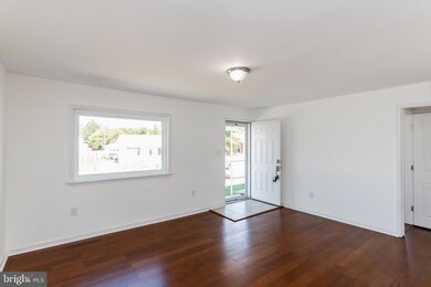 30 Longeron Dr, Middle River, MD 21220 - photo 5