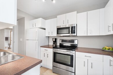401 E Ontario St unit 810, Chicago, IL 60611 - photo 7