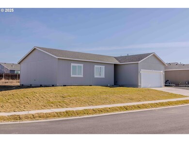 310 Rosalynn Dr, Stanfield, OR 97875 - photo 3