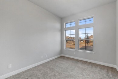 104 Constitution Dr, Joshua, TX 76058 - photo 5