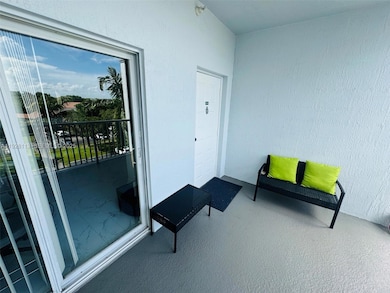 10700 NW 66th St unit 414, Doral, FL 33178 - photo 2