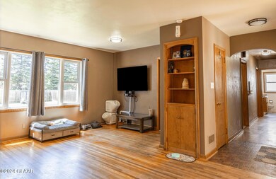 1226 S 9th St, Grand Forks, ND 58201 - photo 3