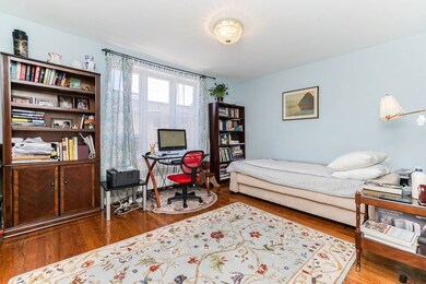 76 Strathmore Rd unit 7, Brighton, MA 02135 - photo 3