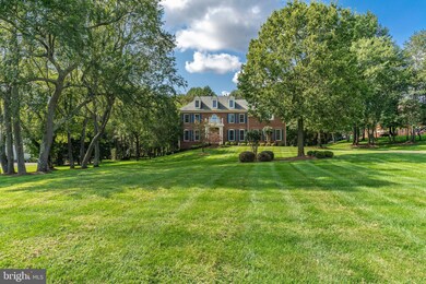 7012 Balmoral Forest Rd, Clifton, VA 20124 - photo 3