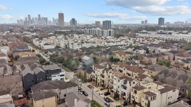 Minutes from Downtown, major freeways, dining and