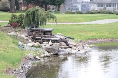 Twin Lakes Water Feature