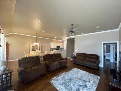 313 W Collom St, Decatur, TX 76234 - photo 4