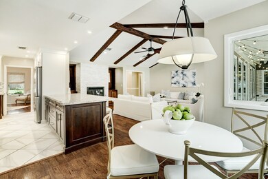 10115 Meadow Lake Ln, Houston, TX 77042 - photo 7