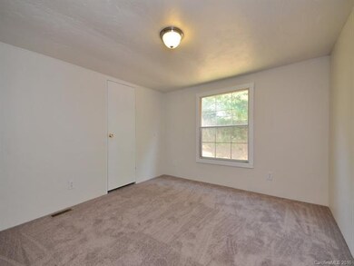 29 Star Dr, Leicester, NC 28748 - photo 6