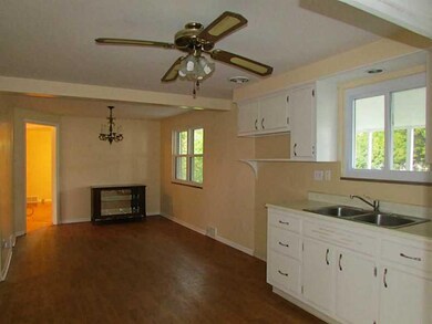 Kitchen. Large Kitchen/Dining Area