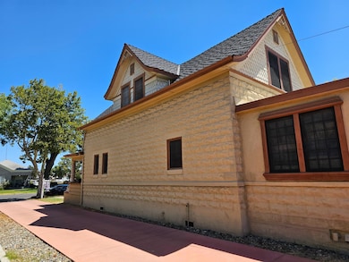 411 J St, Los Banos, CA 93635 - photo 6