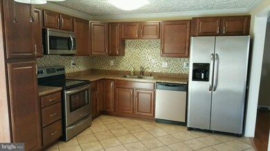 11005 Huntington Woods Cir, Fredericksburg, VA 22407 - photo 3