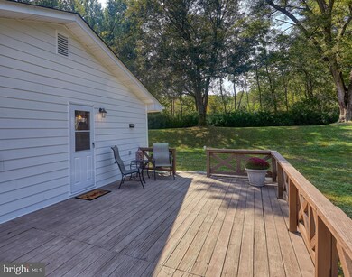 5809 Melville Rd, Sykesville, MD 21784 - photo 3