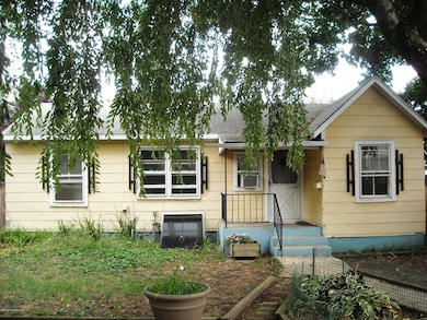 108 Center Ave unit Rear, Atlantic Highlands, NJ 07716 - photo 3