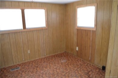 340 River Hill Rd, Statesville, NC 28625 - photo 3