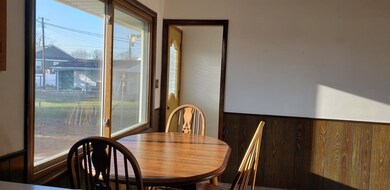 9342 Forrest Dr, Highland, IN 46322 - photo 7