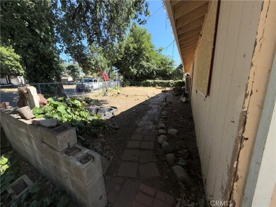 2915 Lanning Ave, Redding, CA 96001 - photo 2