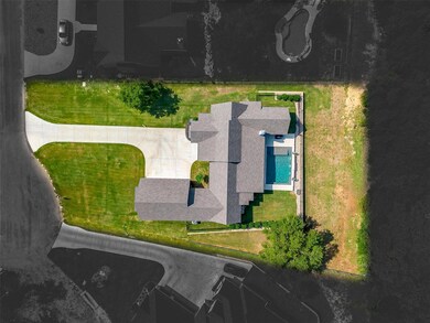 4004 Legend Trail, Granbury, TX 76049 - photo 3