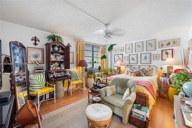 155 Sunrise Dr unit 4B, Key Biscayne, FL 33149 - photo 3