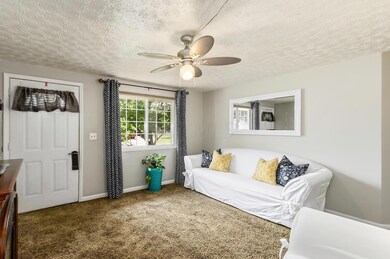 1686 Westwind Ln, Columbus, OH 43223 - photo 5