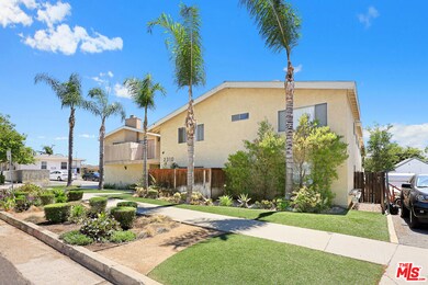 2310 Del Mar Rd, Montrose, CA (Property View)