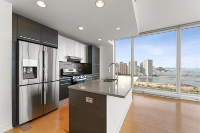 Crystal Point unit 1802, Jersey City, NJ 07302 - photo 2