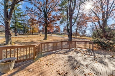 7000 NW Eastside Dr, Kansas City, MO 64152 - photo 4